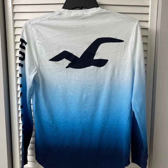 Hollister Long Sleeved Shirt (XS) (Like New) - Picture 3 of 6